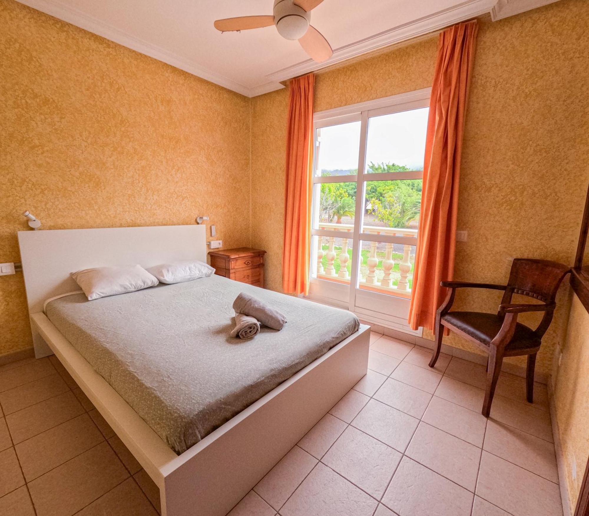 Duque Nest Hostel Адехе Екстериор снимка